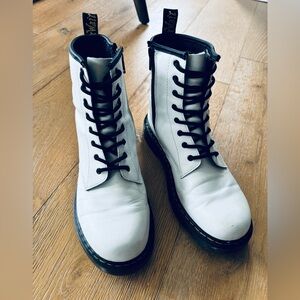Dr. Martens Air Wair lace-up white combat boots women’s 6